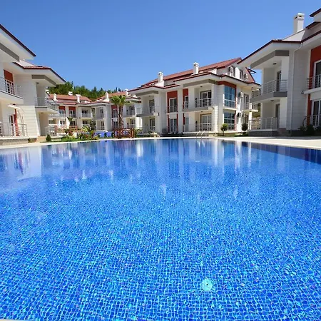Rose Garden Calis فتحية